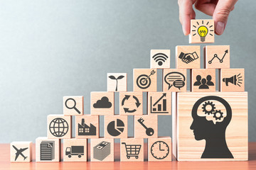 刹车分泵松旷过烂路异响怎么解决