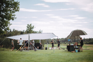 刹车分泵松旷过烂路异响怎么解决